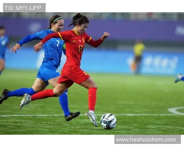 全国锦标赛回顾：杭州足球队球员个人能力的精彩展现与分析