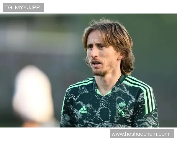 美国足球明星稀缺的原因探讨与分析