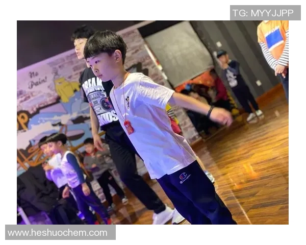 杭州街舞队勇闯世界街舞大赛的奋斗历程与荣耀时刻